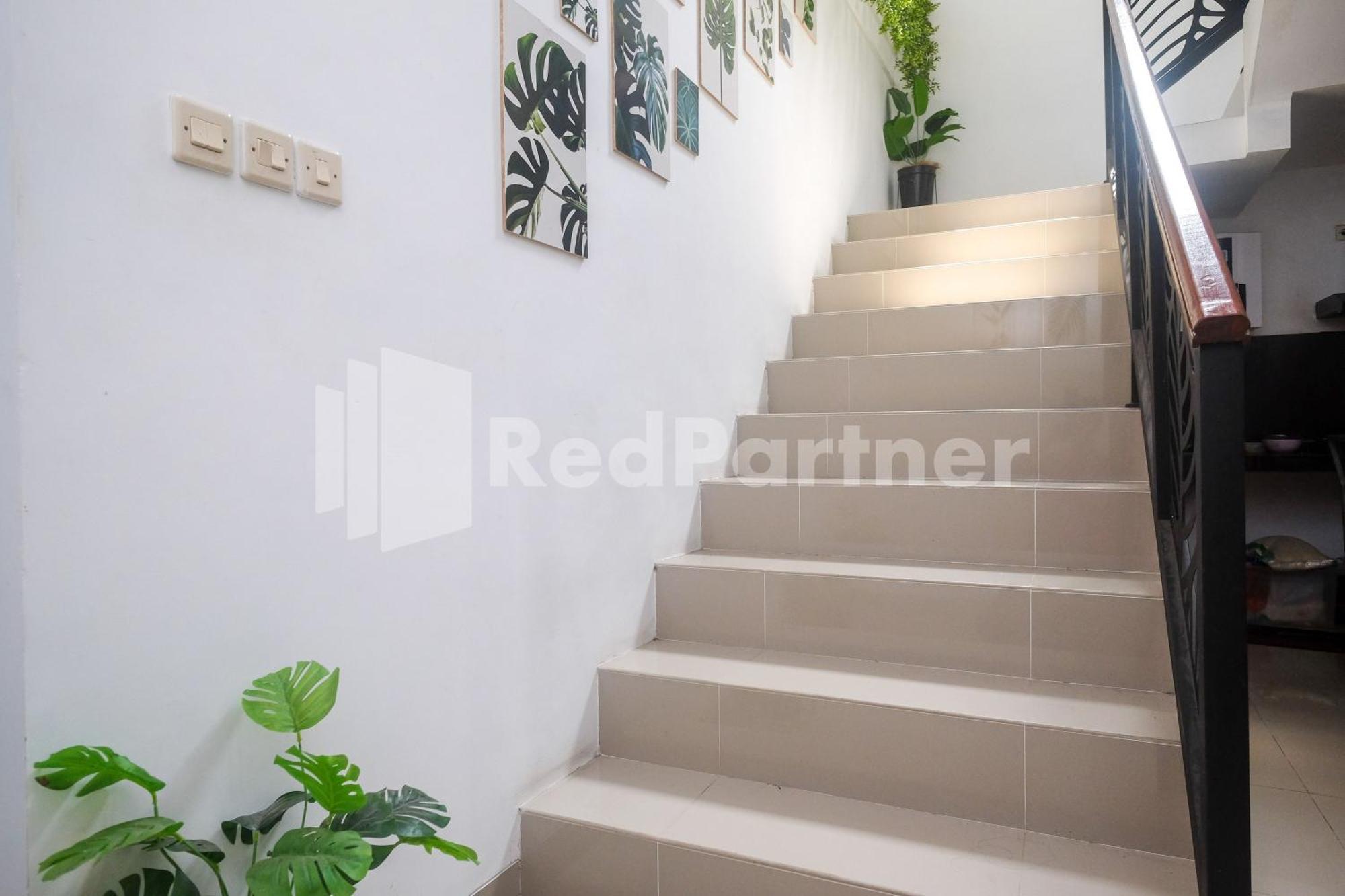 Rumah Daun Timoho Yogyakarta Redpartner Экстерьер фото